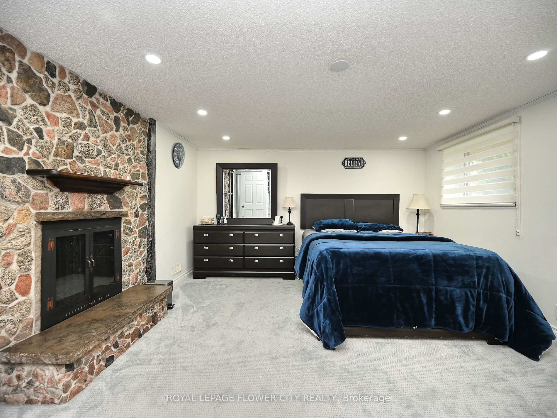 Photo 14 of 2 Aintree Crescent, Brampton, Avondale — HOMEH