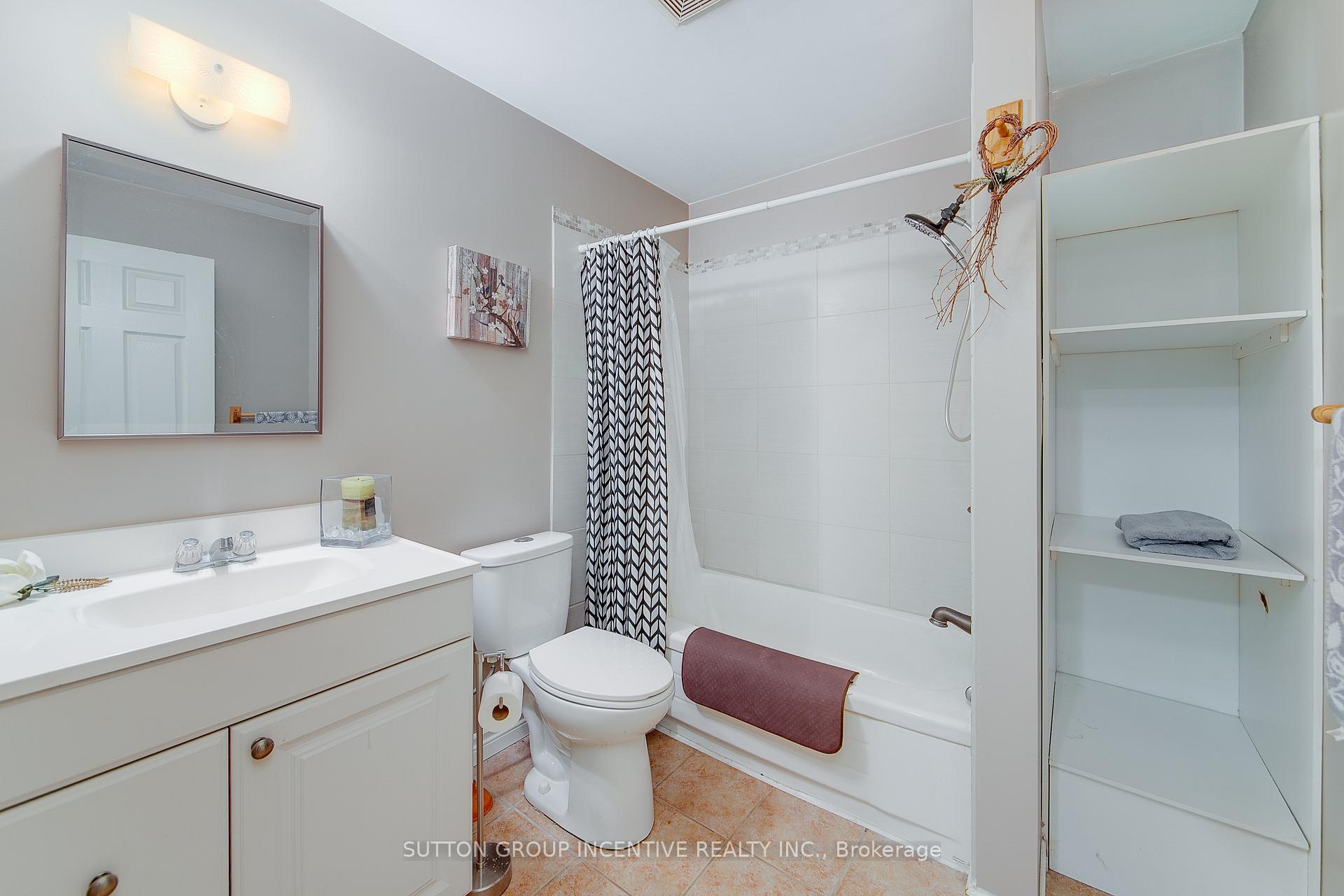 Photo 23 of 24 Ruffet Drive, Barrie, Edgehill Drive — HOMEH