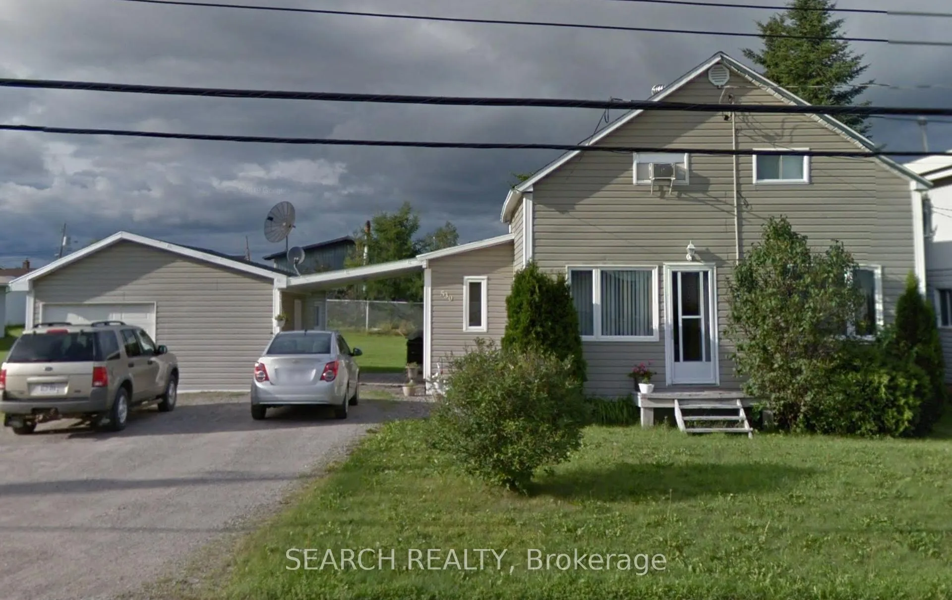 Front of 530 Tremblay Street