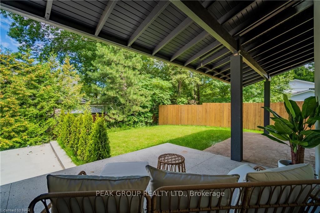 Photo 23 of 189 Lockhart Drive, St. Catharines, Glendale/Glenridge — HOMEH