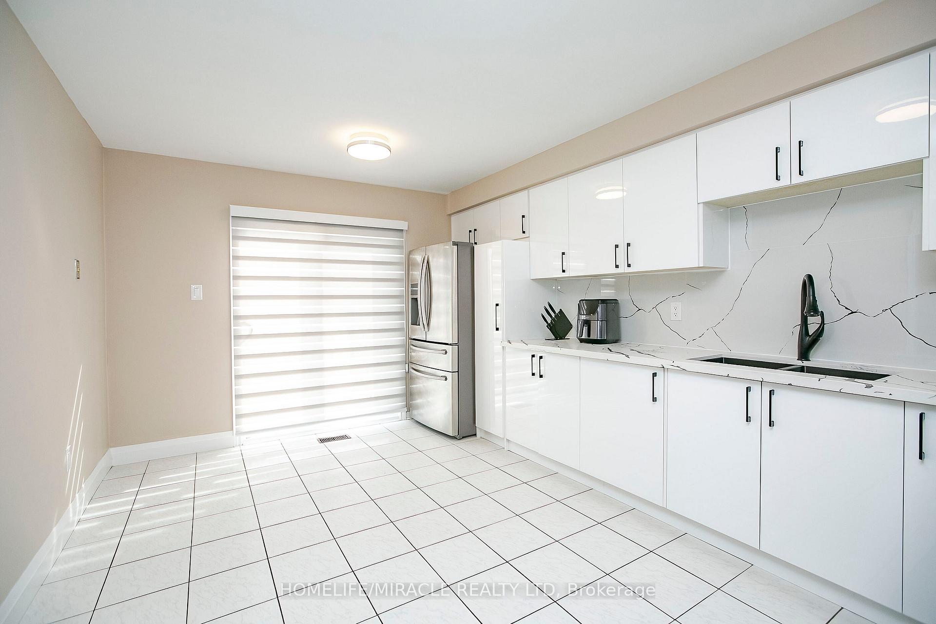 Photo 14 of 107 Michigan Avenue, Brampton, Fletcher's Creek South — HOMEH
