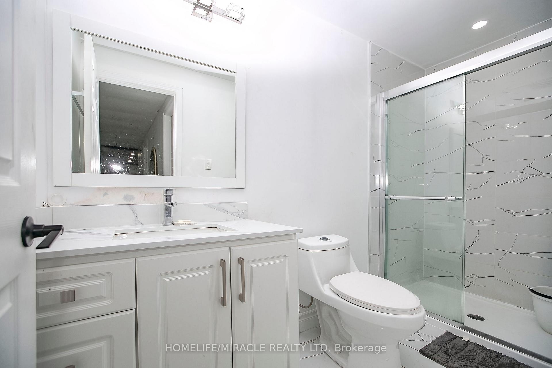 Photo 35 of 107 Michigan Avenue, Brampton, Fletcher's Creek South — HOMEH