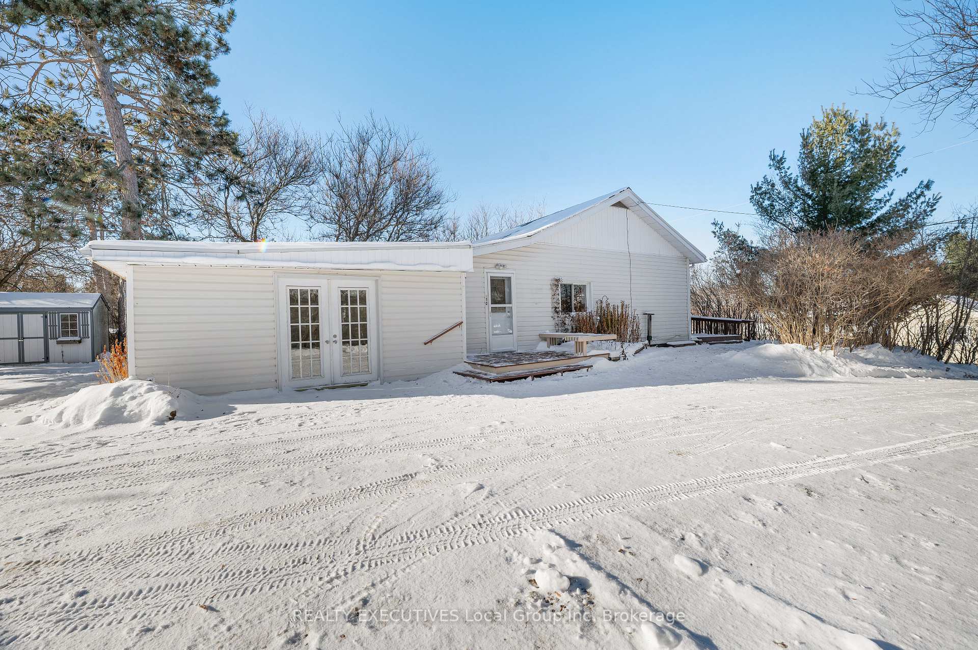 Photo 3 of 141 Bay Street, Callander — HOMEH