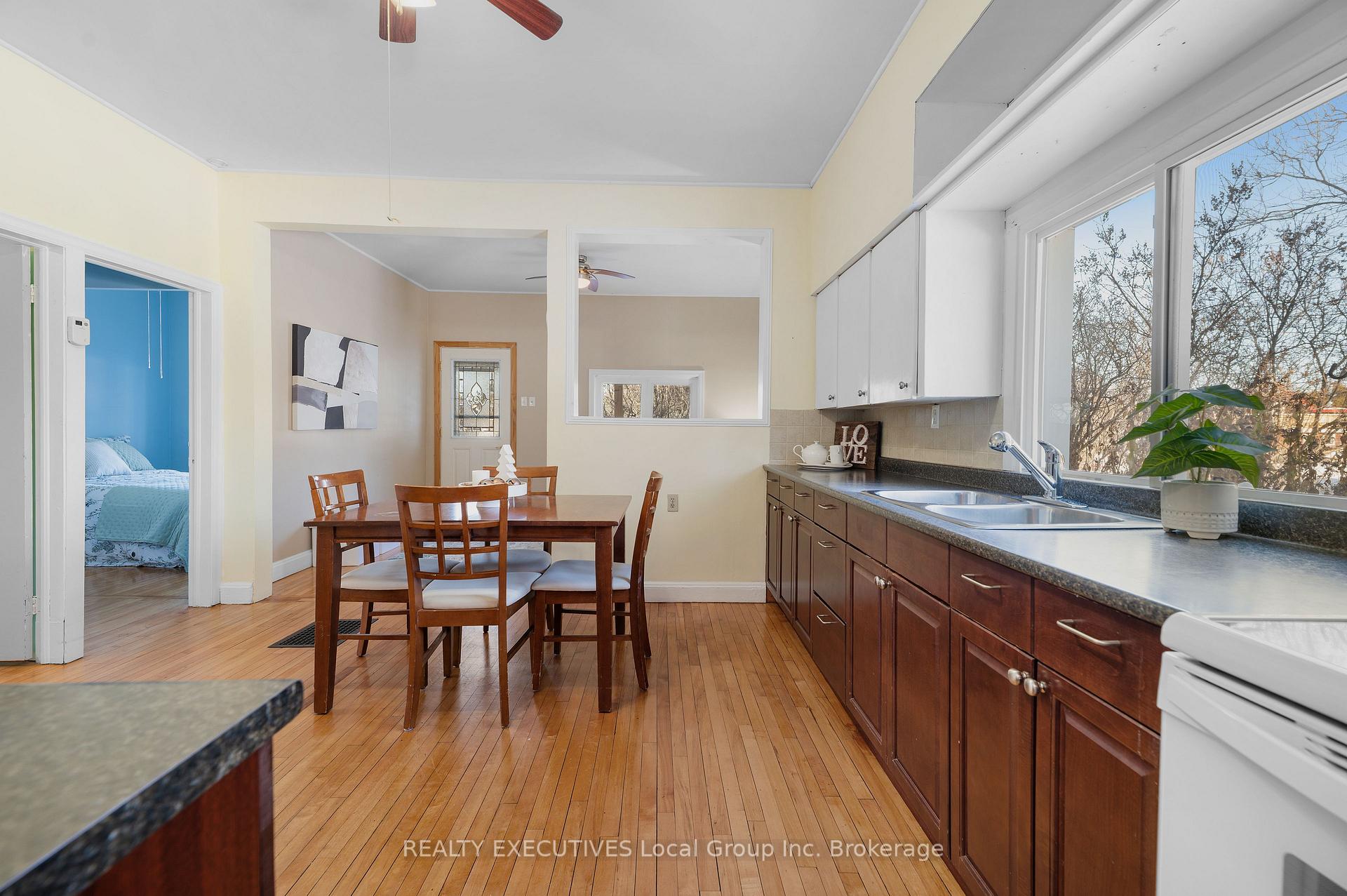 Photo 12 of 141 Bay Street, Callander — HOMEH