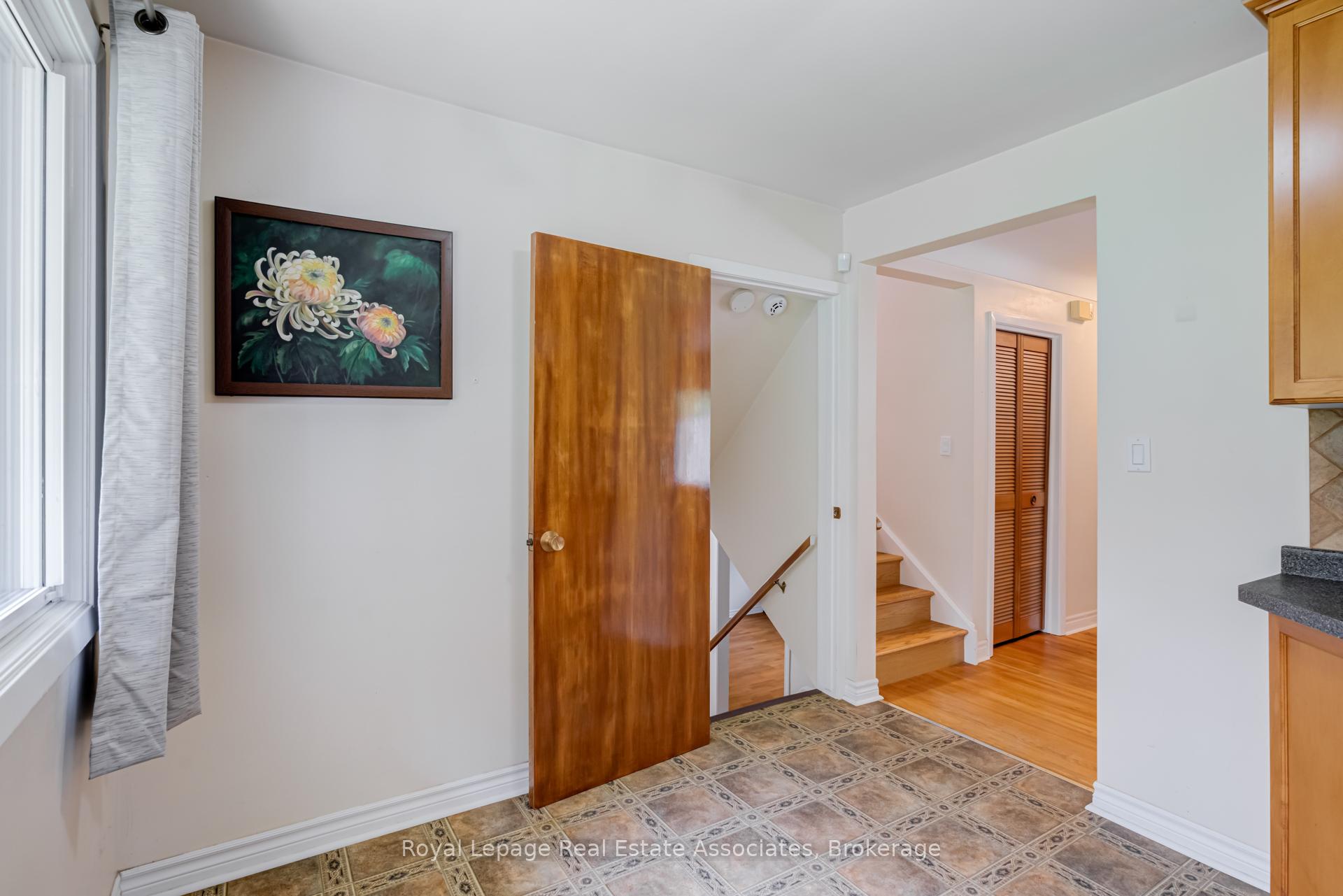 Photo 12 of 36 Trelawne Drive, St. Catharines, Vine/Linwell — HOMEH