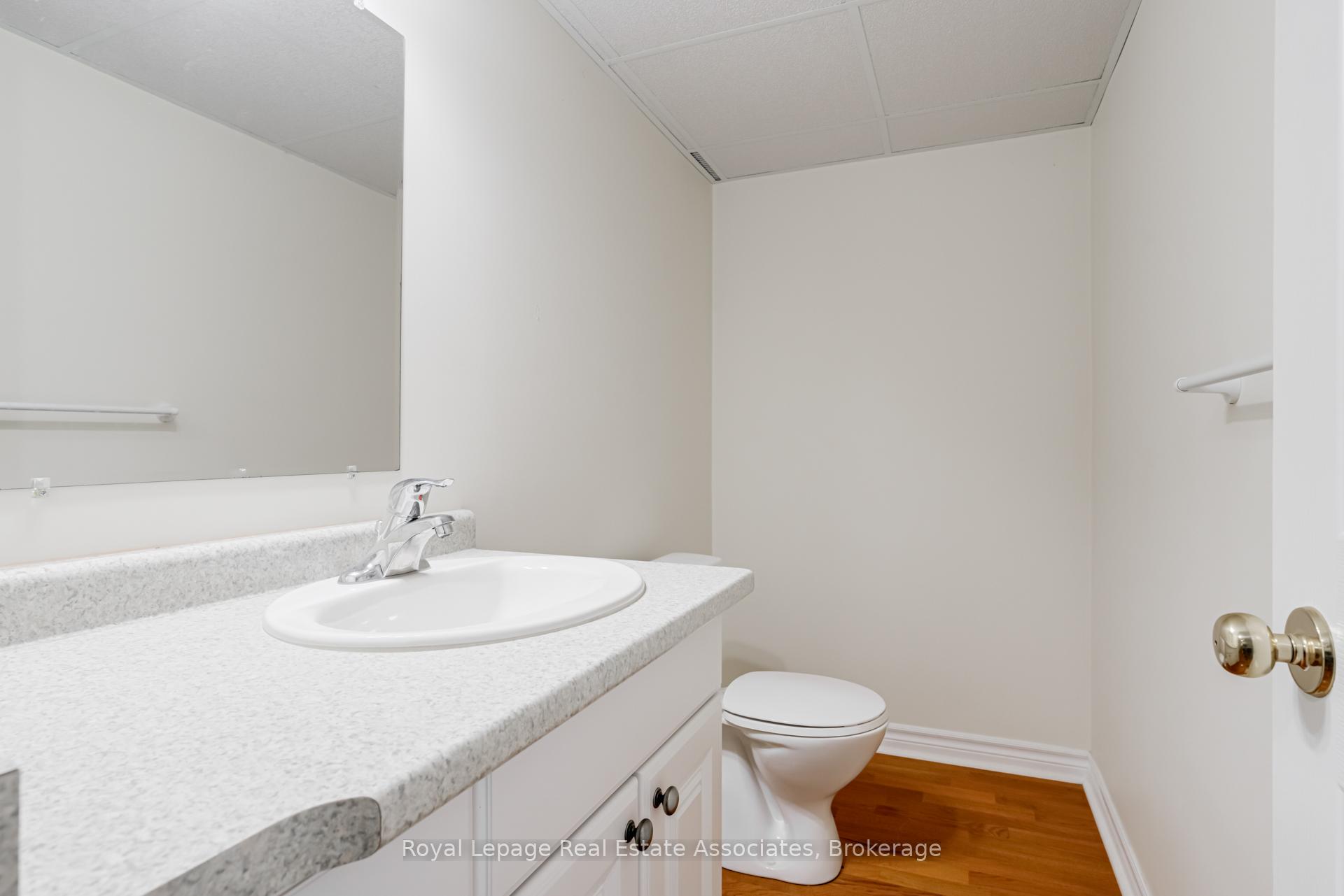 Photo 26 of 36 Trelawne Drive, St. Catharines, Vine/Linwell — HOMEH
