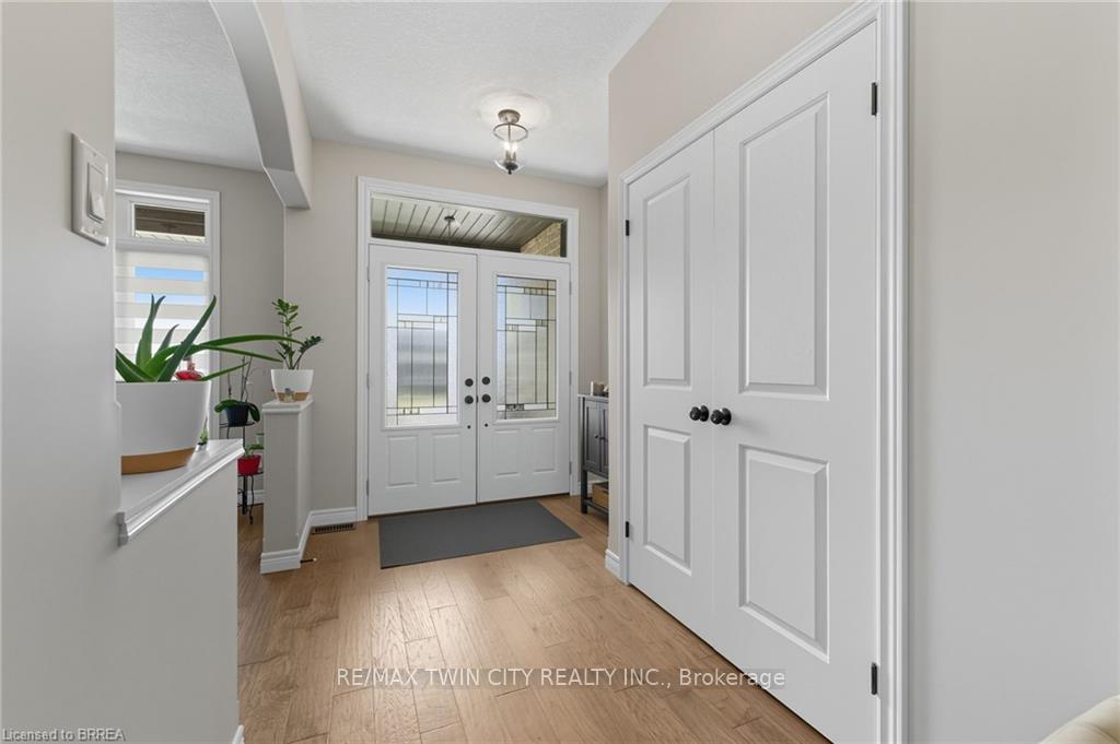 Photo 12 of 20 Masters Lane, Brant, Paris — HOMEH