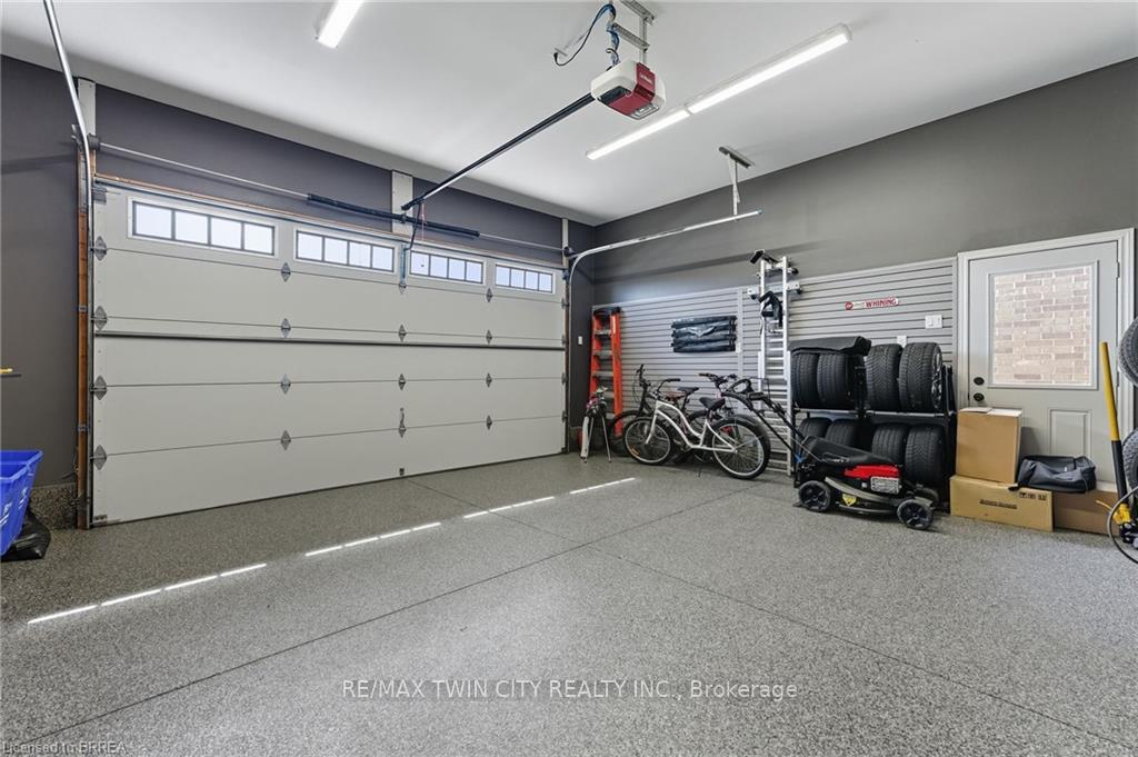 Photo 29 of 20 Masters Lane, Brant, Paris — HOMEH
