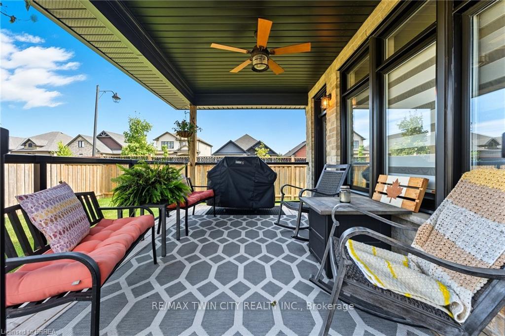 Photo 30 of 20 Masters Lane, Brant, Paris — HOMEH
