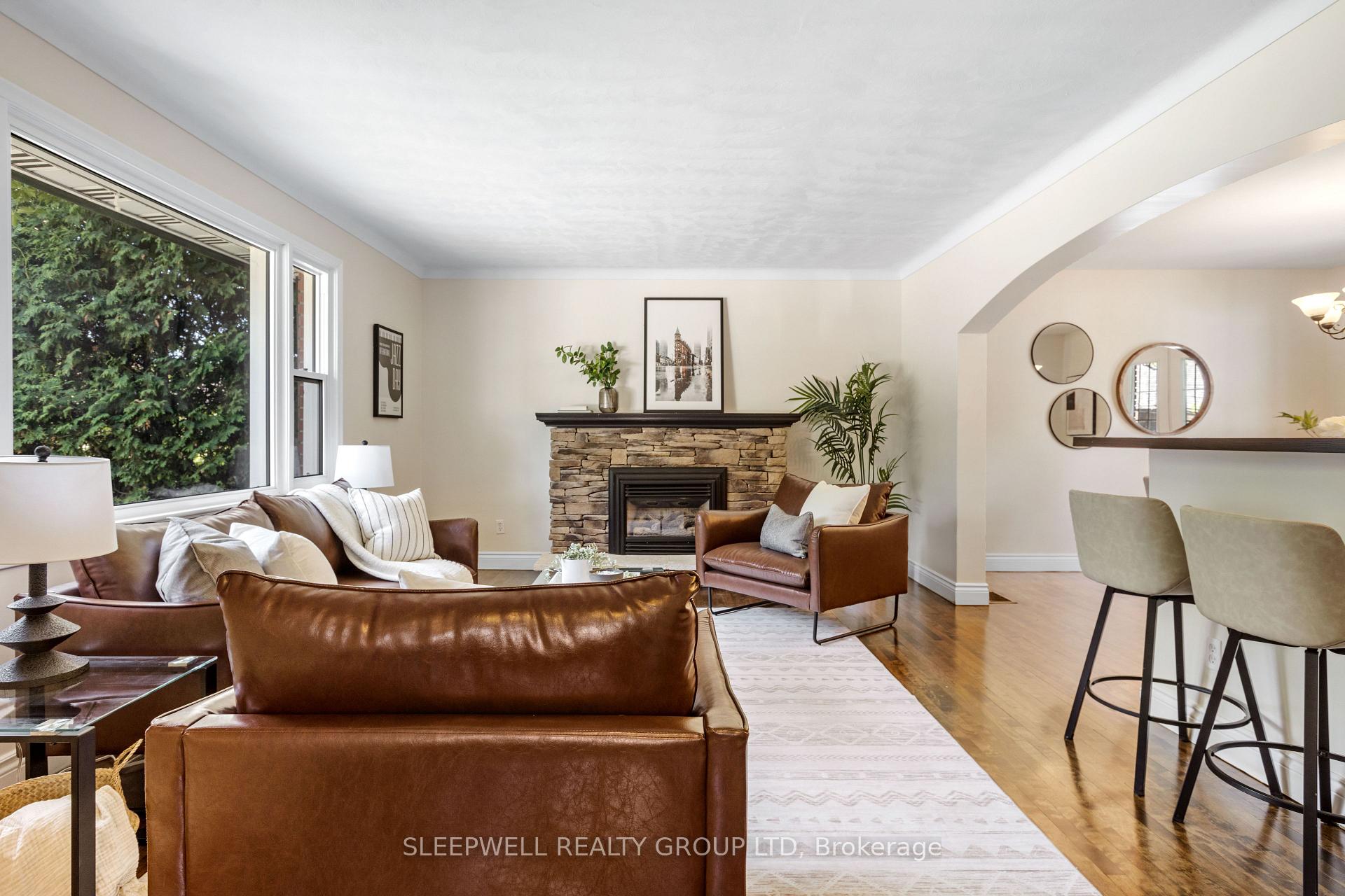 Photo 5 of 2209 Belair Drive, Ottawa, Bel Air Park — HOMEH
