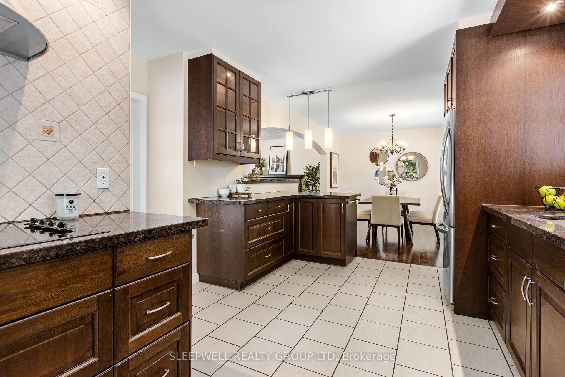 Photo 14 of 2209 Belair Drive, Ottawa, Bel Air Park — HOMEH