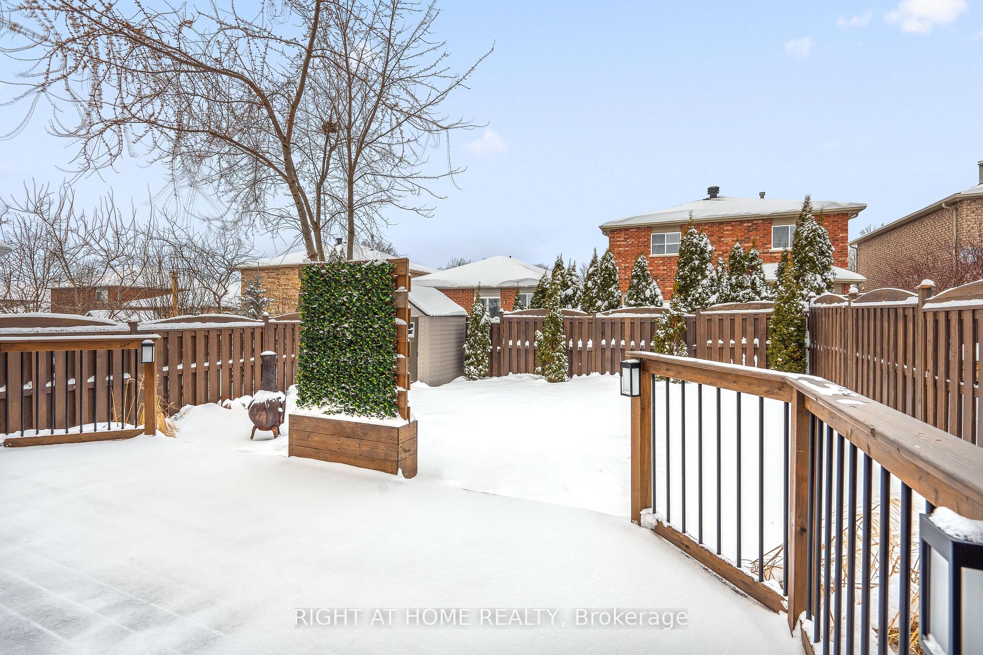 Photo 13 of 14 Butternut Drive, Barrie, Holly — HOMEH