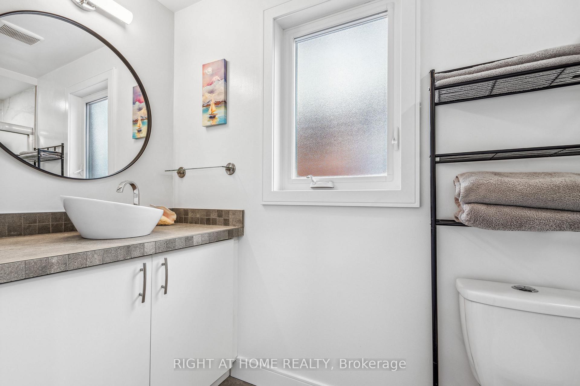 Photo 26 of 14 Butternut Drive, Barrie, Holly — HOMEH
