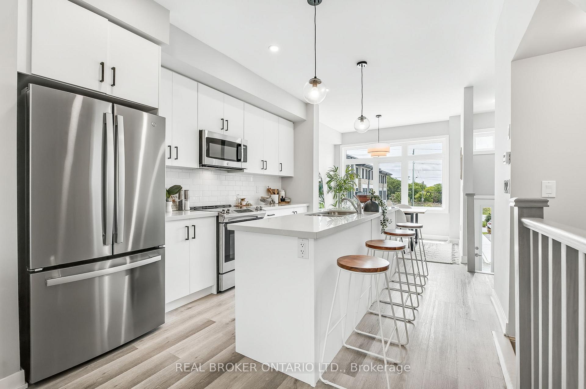 Photo 11 of Unit 7, 527 Shaver Road, Hamilton, Ancaster — HOMEH