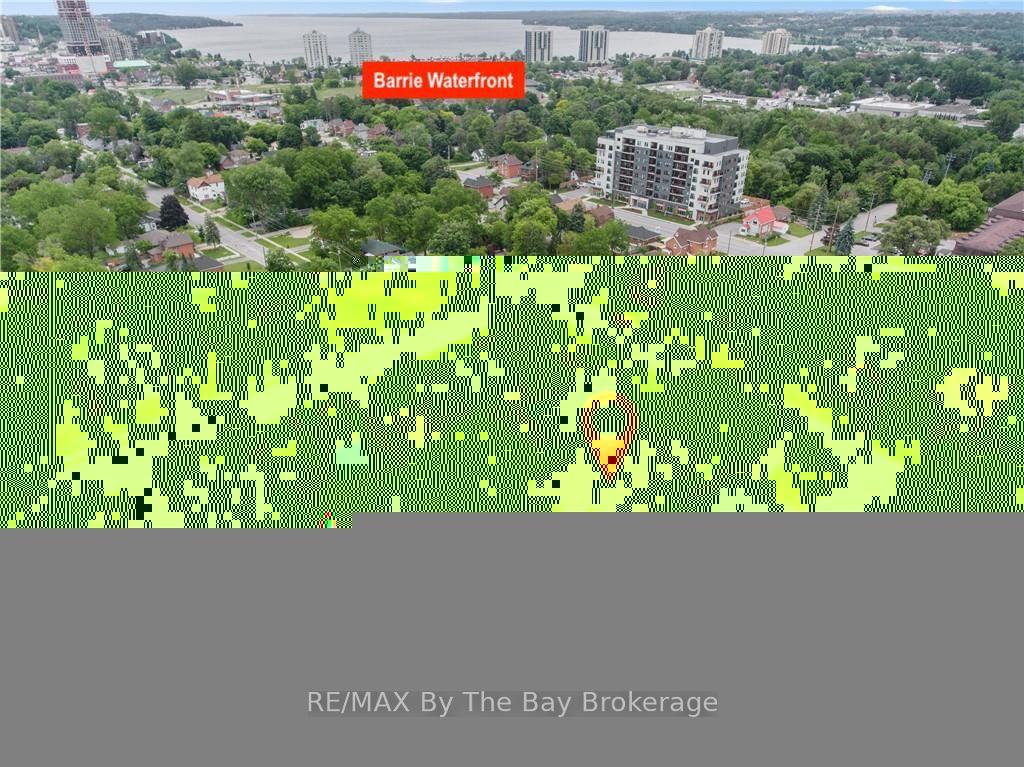 Photo 2 of 88 Henry Street, Barrie, Queen's Park — HOMEH