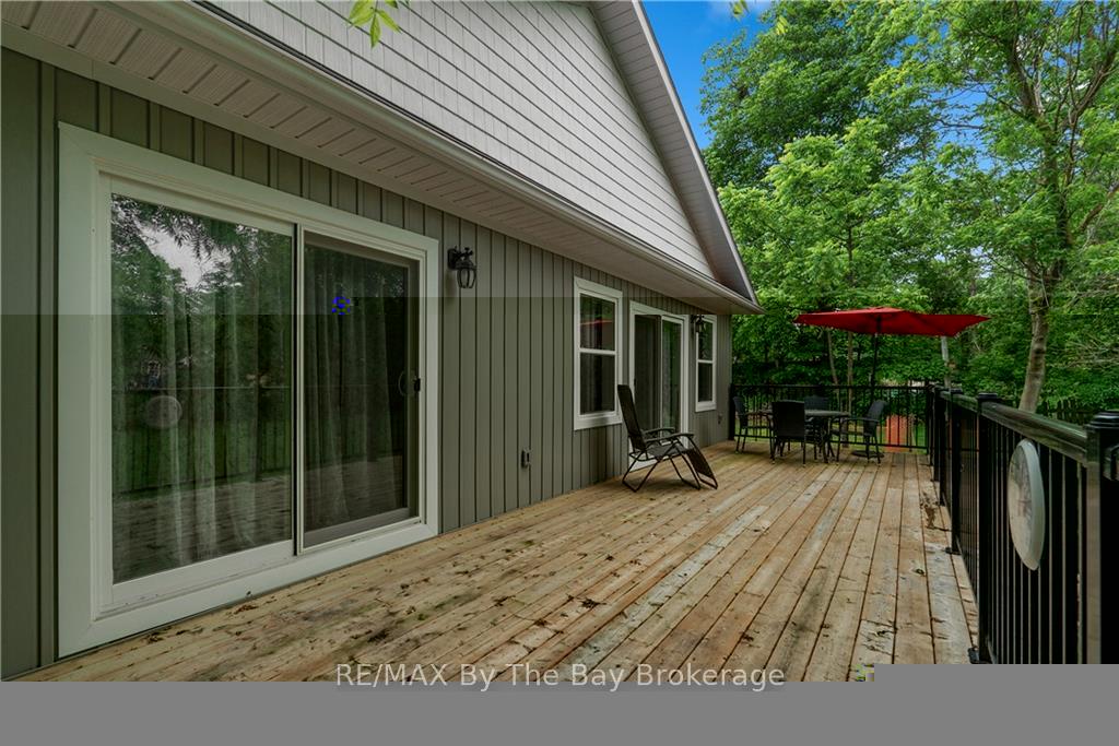 Photo 27 of 88 Henry Street, Barrie, Queen's Park — HOMEH