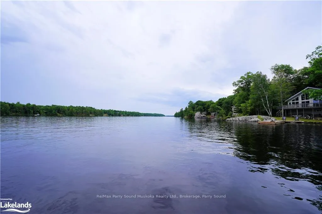 Photo 6 of Unit W/A, 329 Healey, The Archipelago, Archipelago South — HOMEH