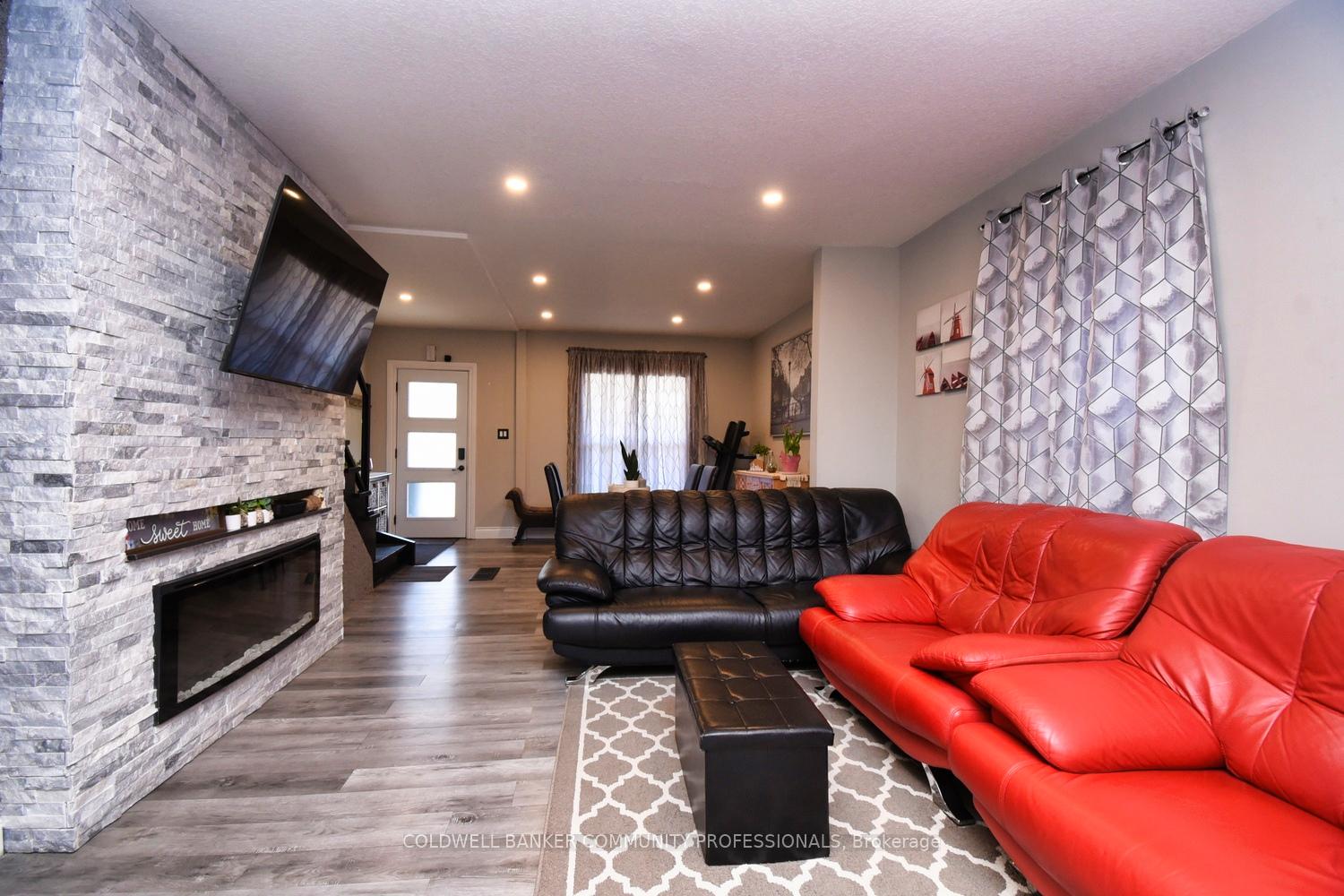 Photo 8 of 46 Rosemont Avenue, Hamilton, Stripley — HOMEH