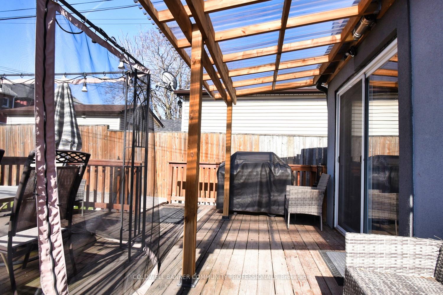 Photo 31 of 46 Rosemont Avenue, Hamilton, Stripley — HOMEH