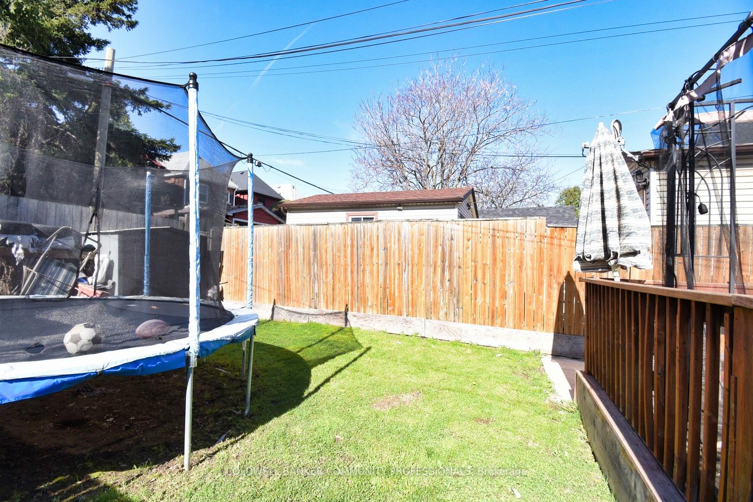 Photo 33 of 46 Rosemont Avenue, Hamilton, Stripley — HOMEH