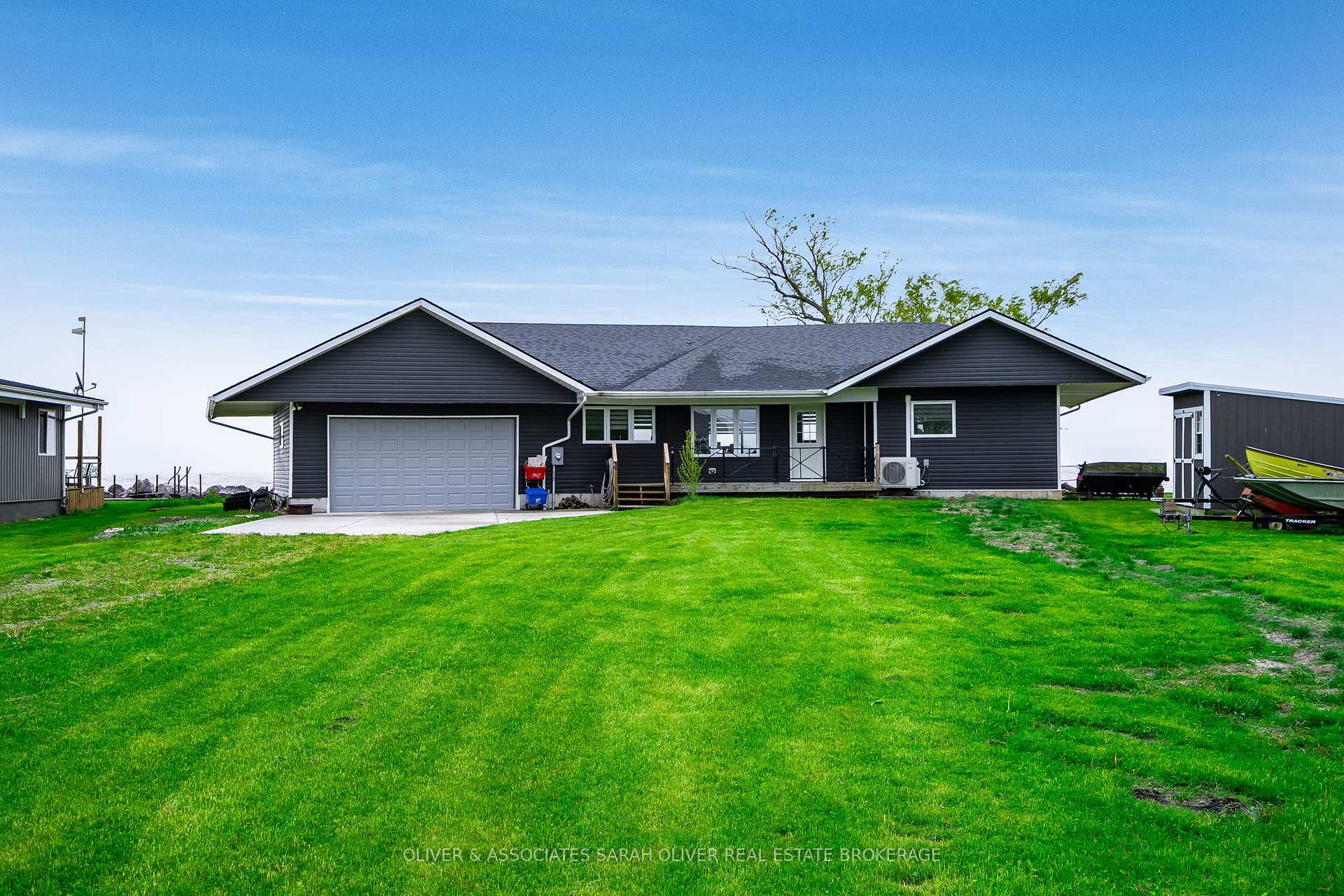 Photo 1 of 270 Cotterie Park, Leamington — HOMEH