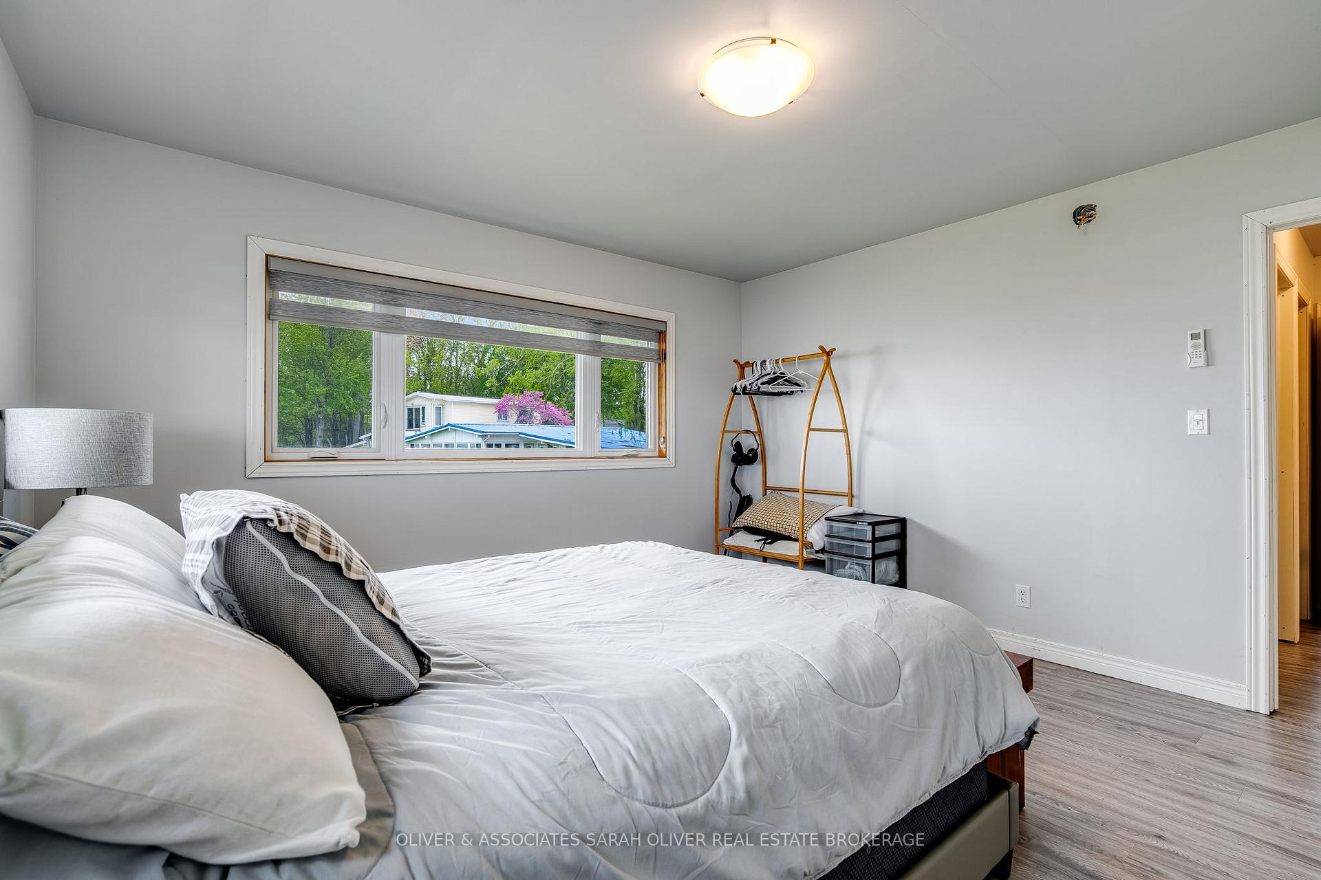 Photo 17 of 270 Cotterie Park, Leamington — HOMEH