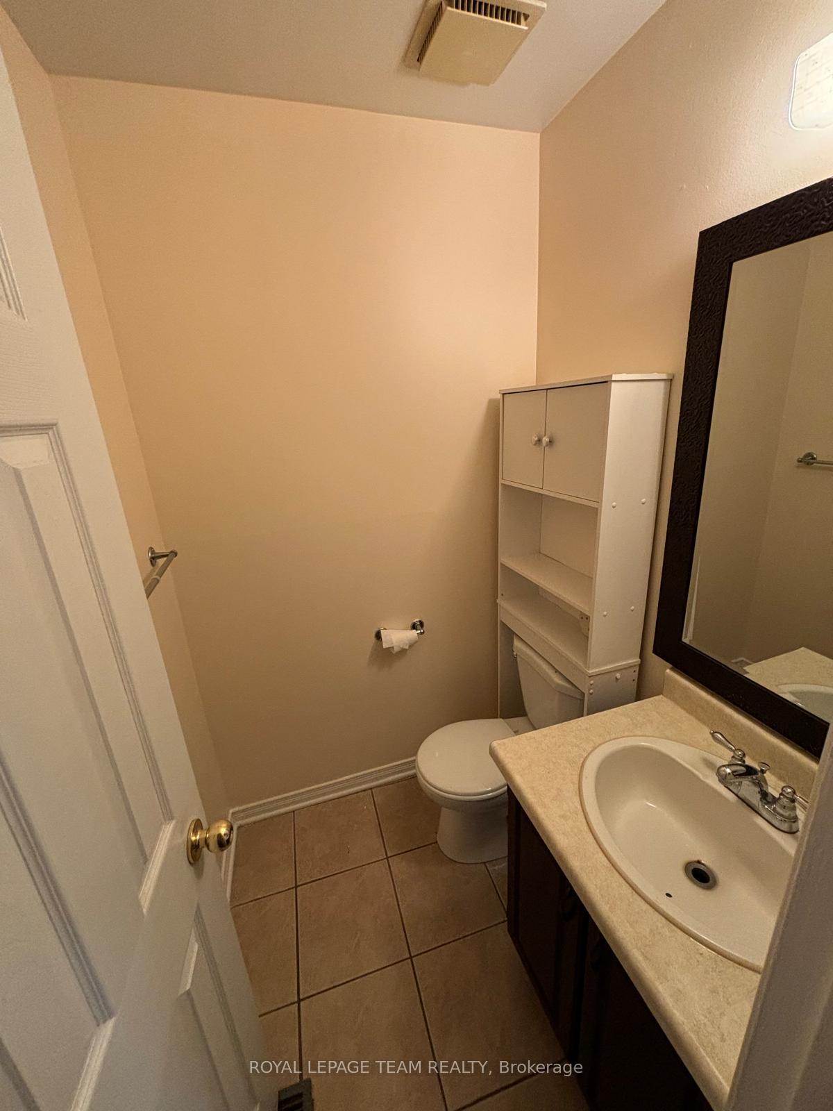 Photo 8 of 1648 Nordic Way, Ottawa, Pineview — HOMEH