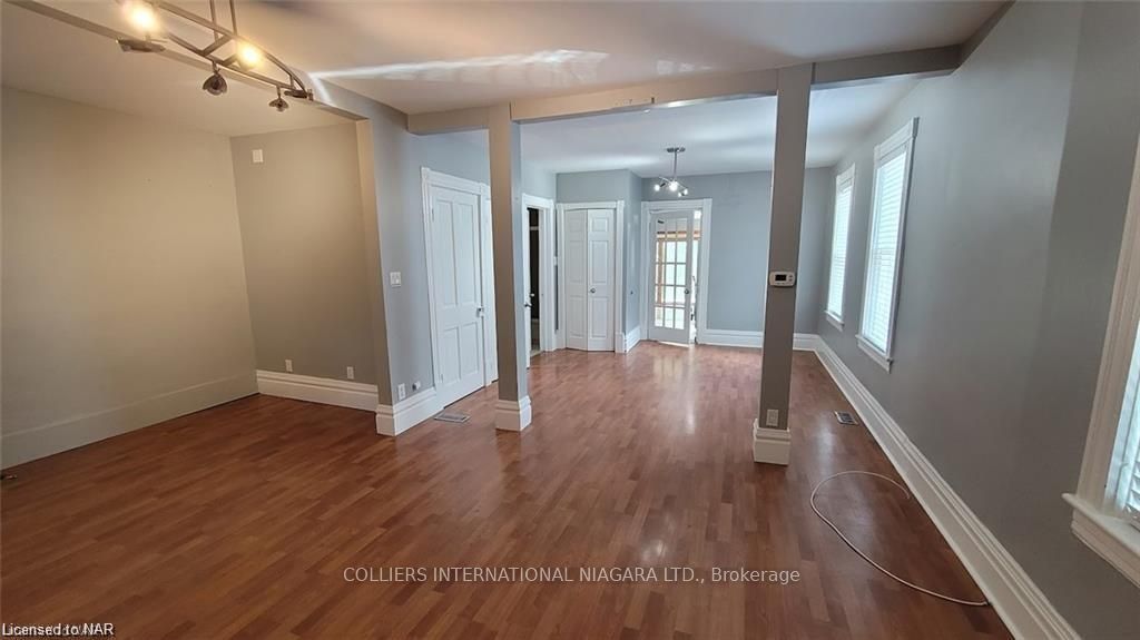 Photo 3 of 247 Russell Avenue, St. Catharines, Downtown — HOMEH