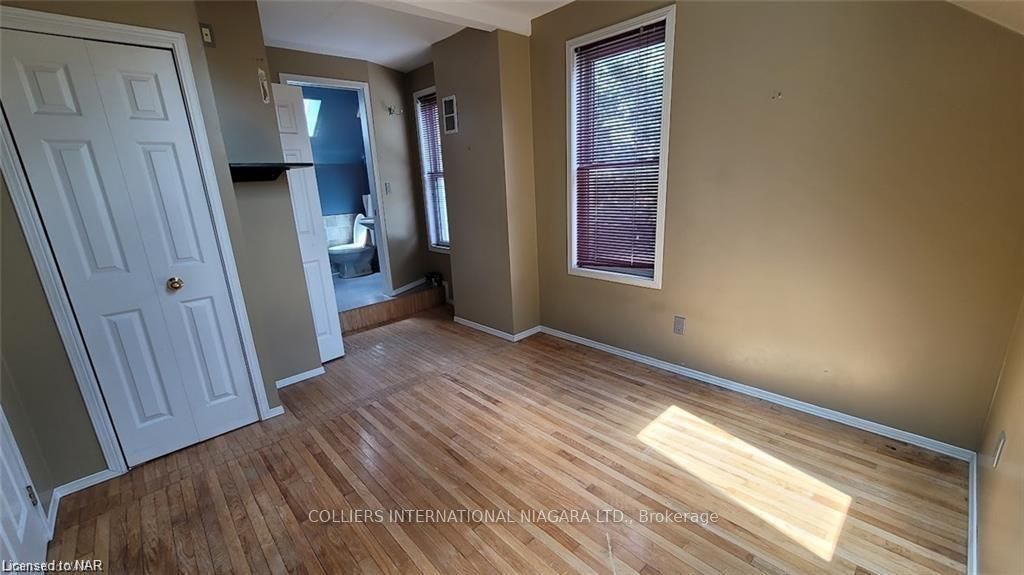 Photo 17 of 247 Russell Avenue, St. Catharines, Downtown — HOMEH