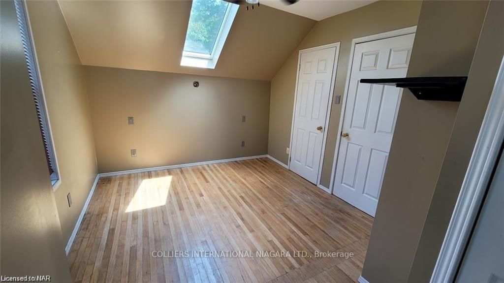 Photo 18 of 247 Russell Avenue, St. Catharines, Downtown — HOMEH