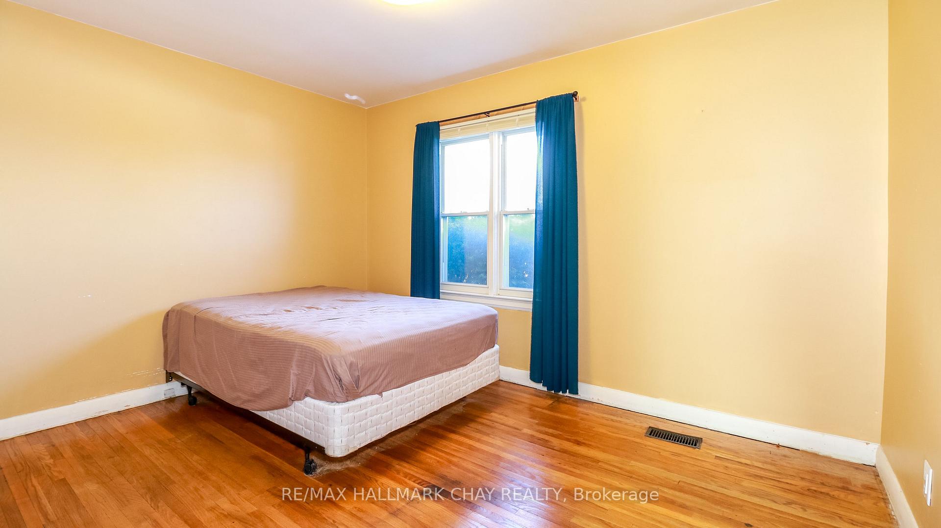 Photo 17 of 65 Strabane Avenue, Barrie, Codrington — HOMEH