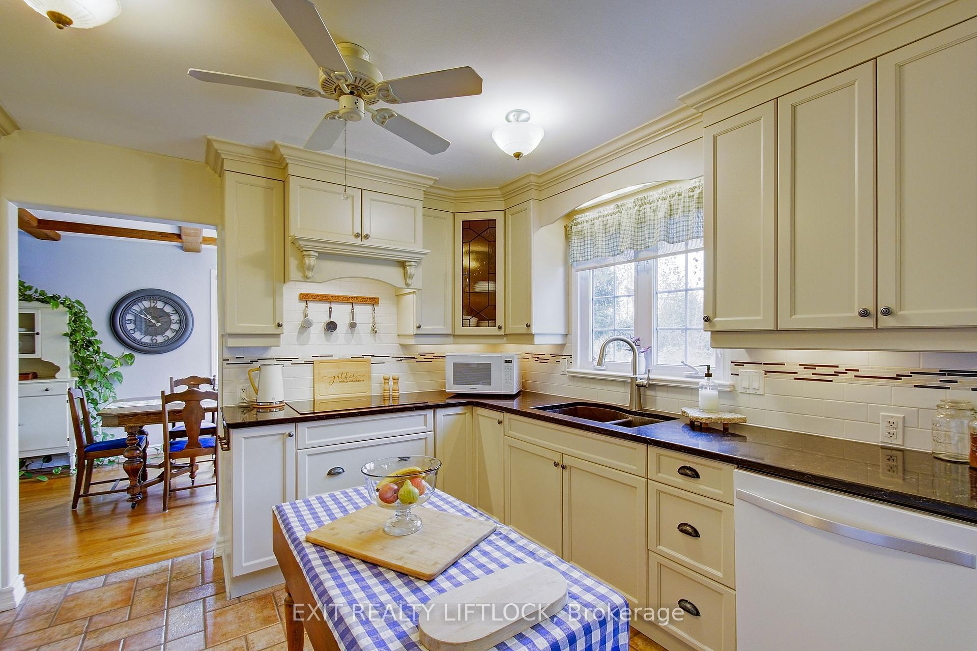 Photo 10 of 544 County Road 8, Douro-Dummer — HOMEH