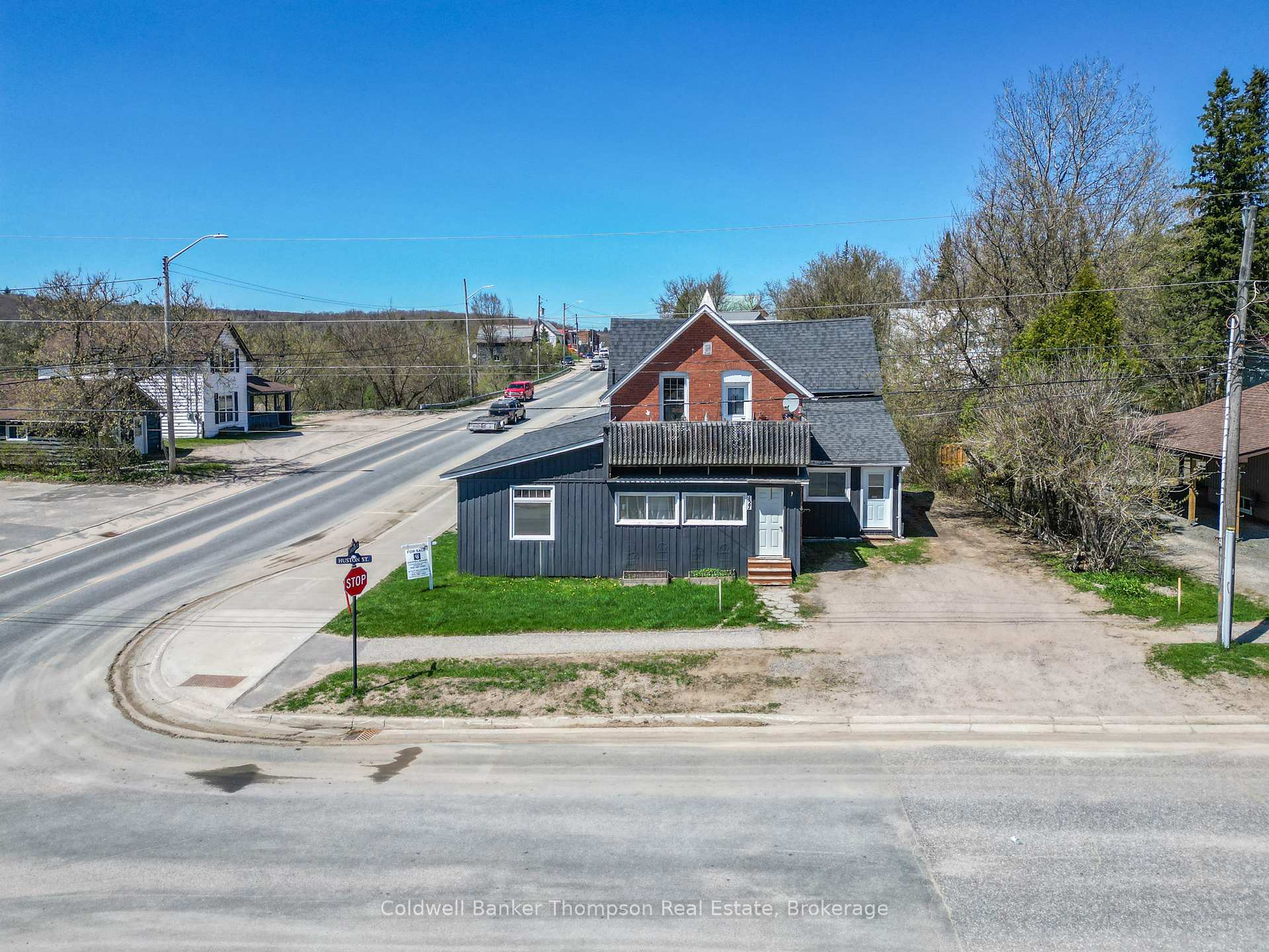 Photo 3 of 127 Huston Street, Burk's Falls — HOMEH