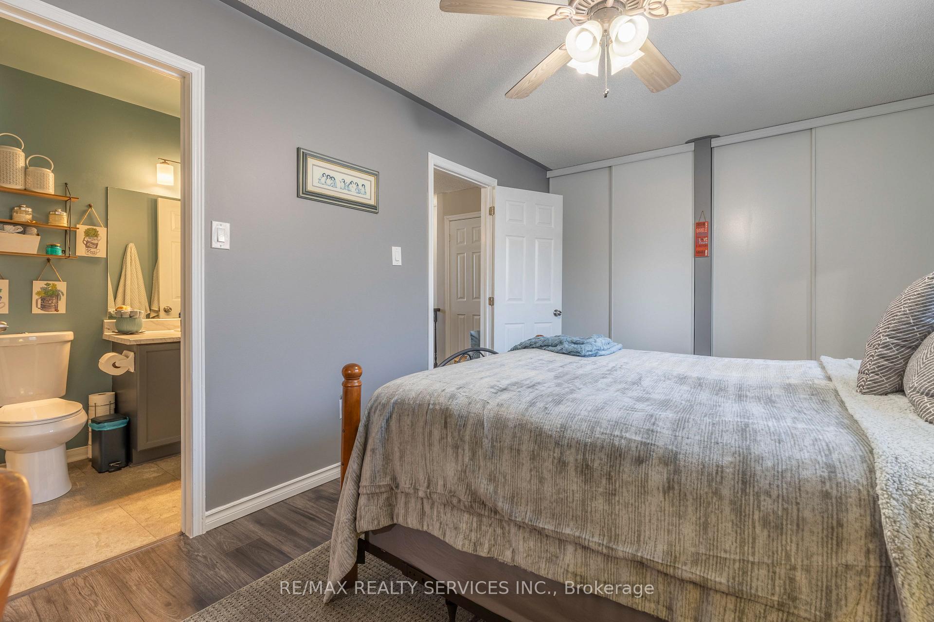 Photo 19 of 92 Pickett Crescent, Barrie, Painswick North — HOMEH