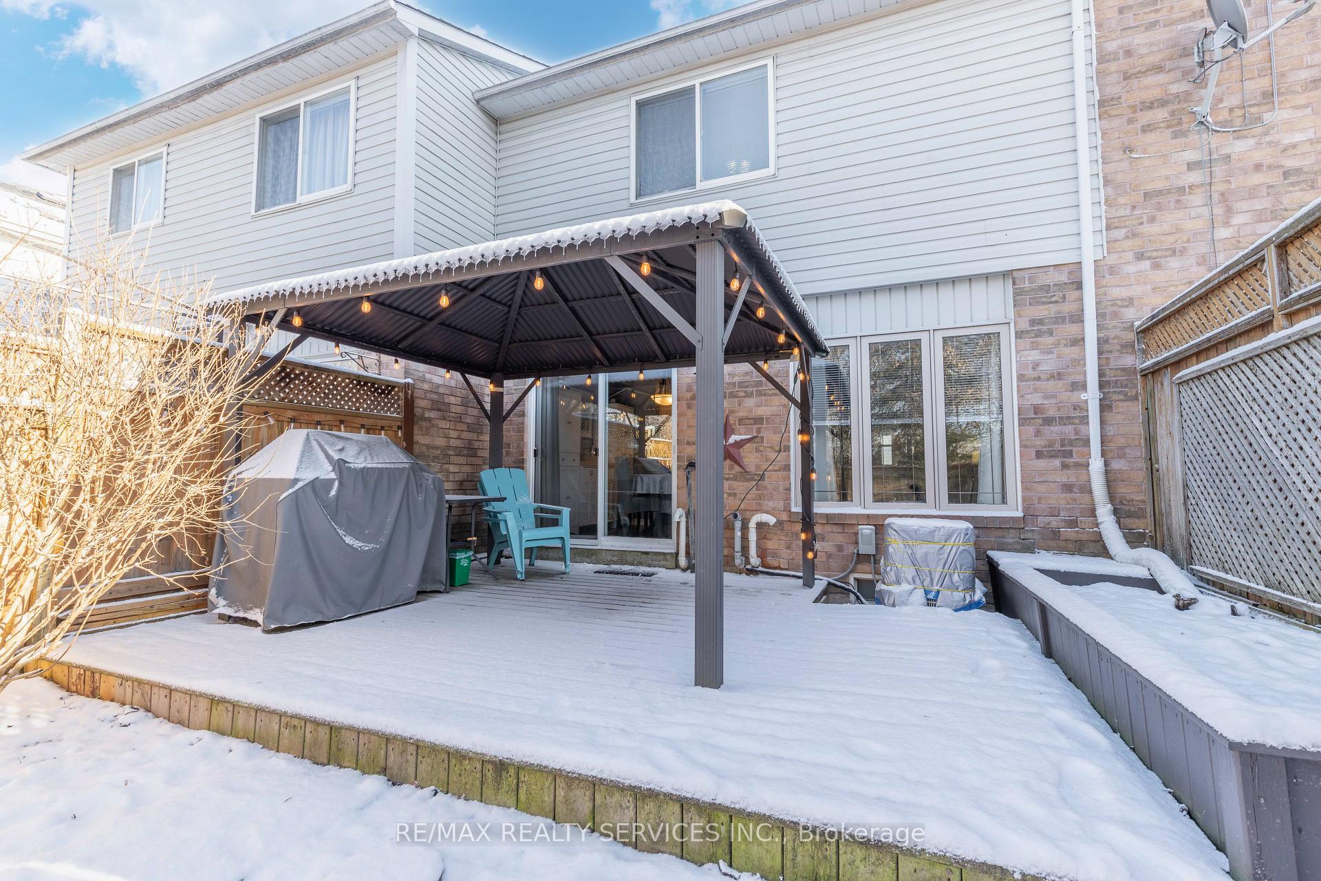 Photo 37 of 92 Pickett Crescent, Barrie, Painswick North — HOMEH