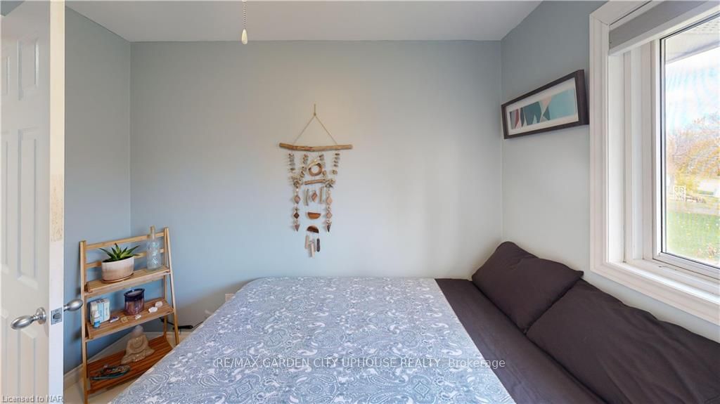Photo 14 of 13 Elk Street, St. Catharines, Rykert/Vansickle — HOMEH