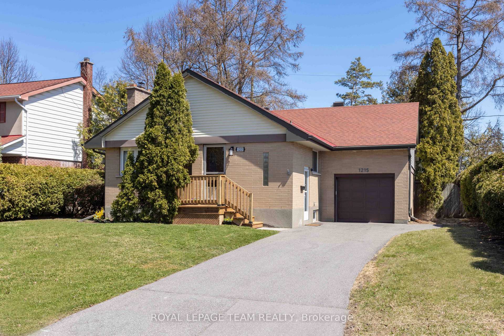 Photo 1 of 1215 Agincourt Road, Ottawa, Copeland Park — HOMEH