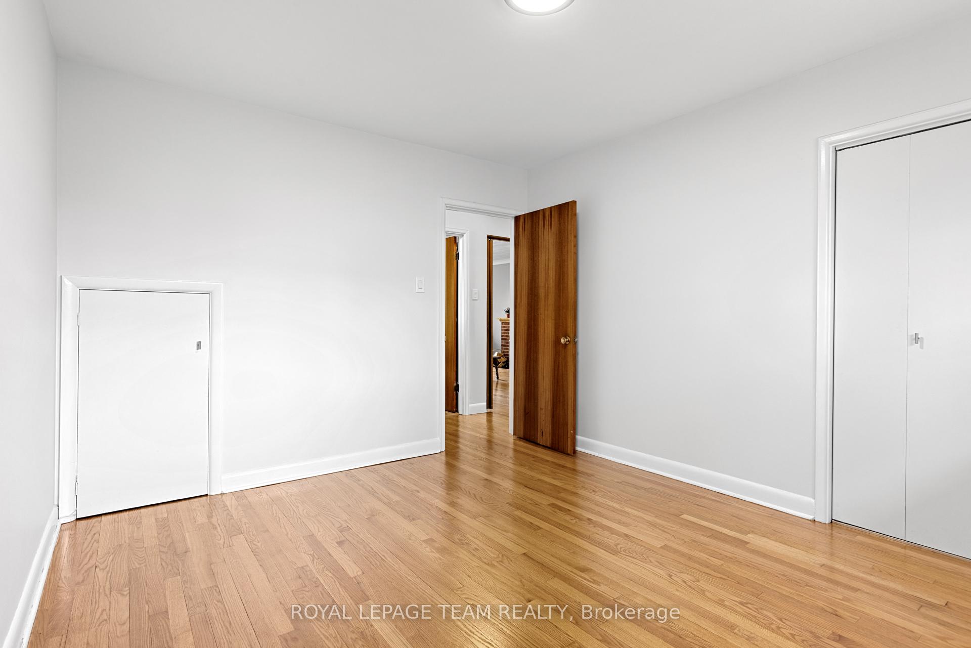 Photo 11 of 1215 Agincourt Road, Ottawa, Copeland Park — HOMEH