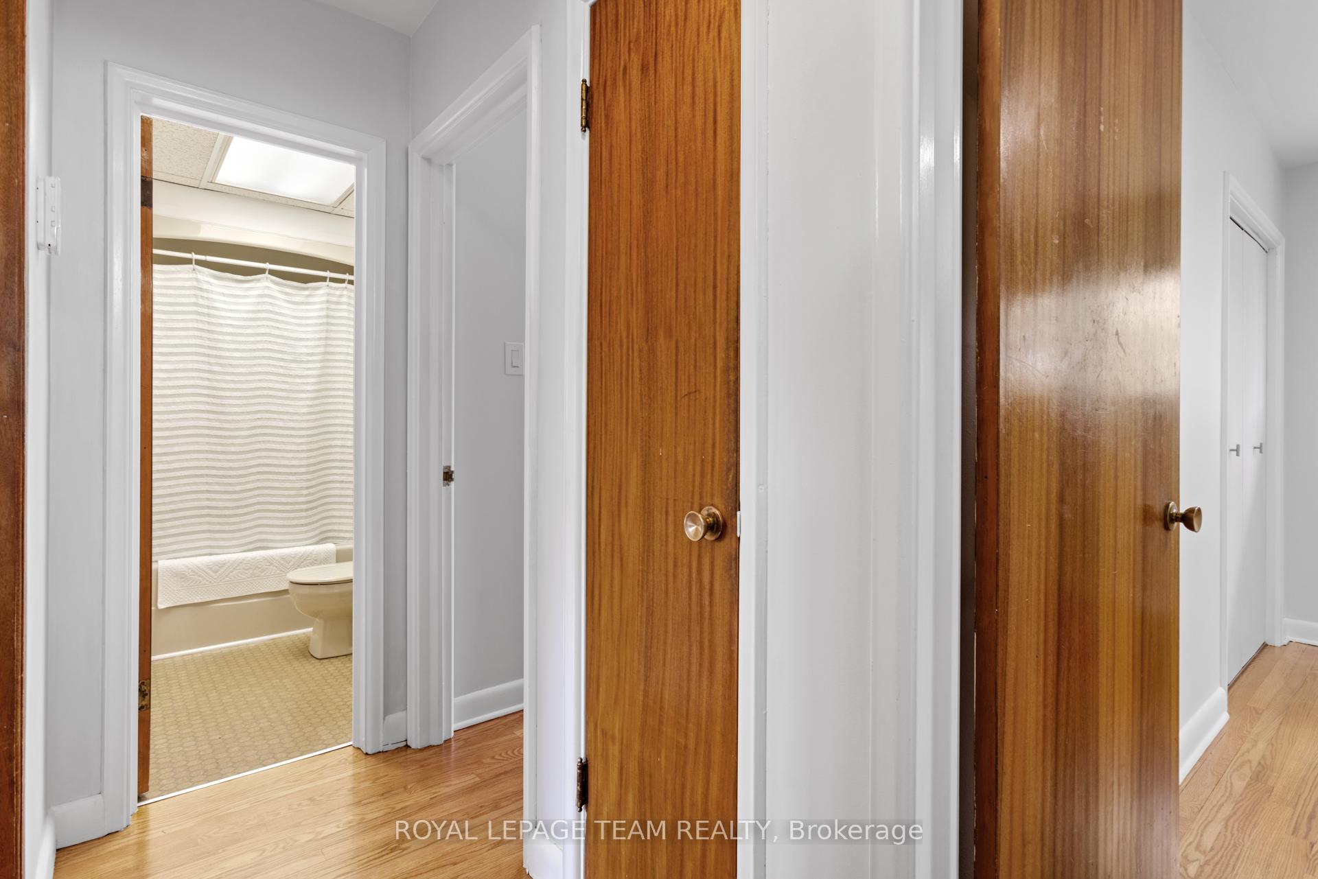 Photo 15 of 1215 Agincourt Road, Ottawa, Copeland Park — HOMEH