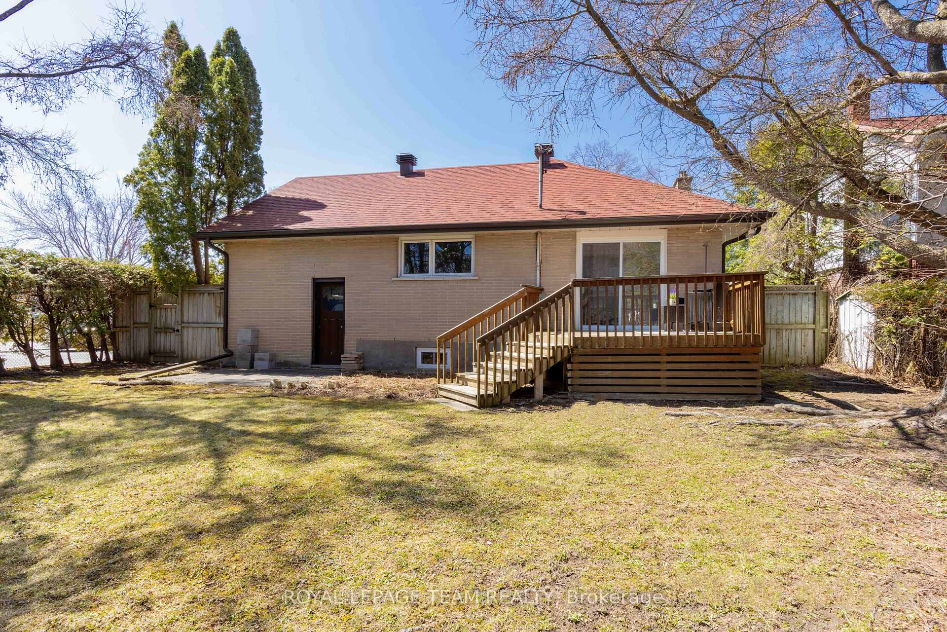 Photo 29 of 1215 Agincourt Road, Ottawa, Copeland Park — HOMEH