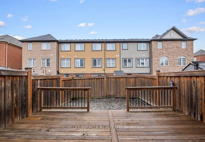 Photo 14 of 7 Viewforth Road, Brampton, Fletcher's Meadow — HOMEH