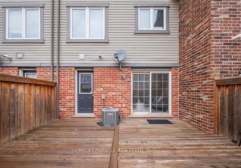 Photo 15 of 7 Viewforth Road, Brampton, Fletcher's Meadow — HOMEH