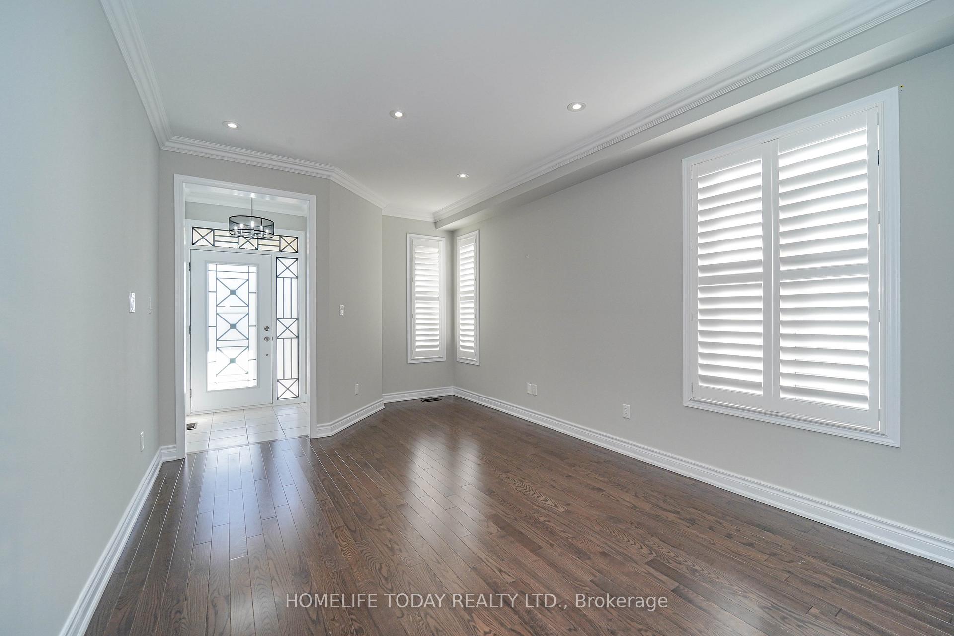 Photo 8 of Unit Upper, 4 Mcclustey Avenue, Ajax, Northeast Ajax — HOMEH