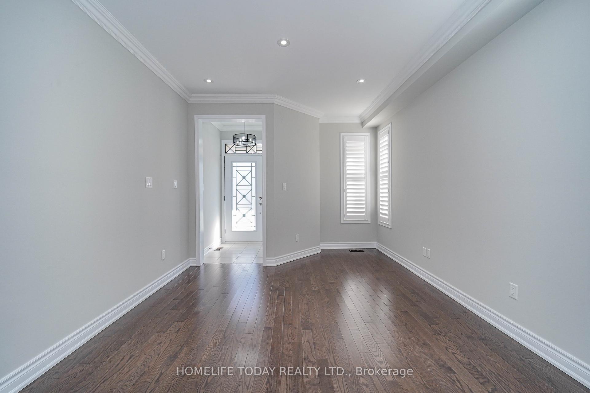 Photo 7 of Unit Upper, 4 Mcclustey Avenue, Ajax, Northeast Ajax — HOMEH