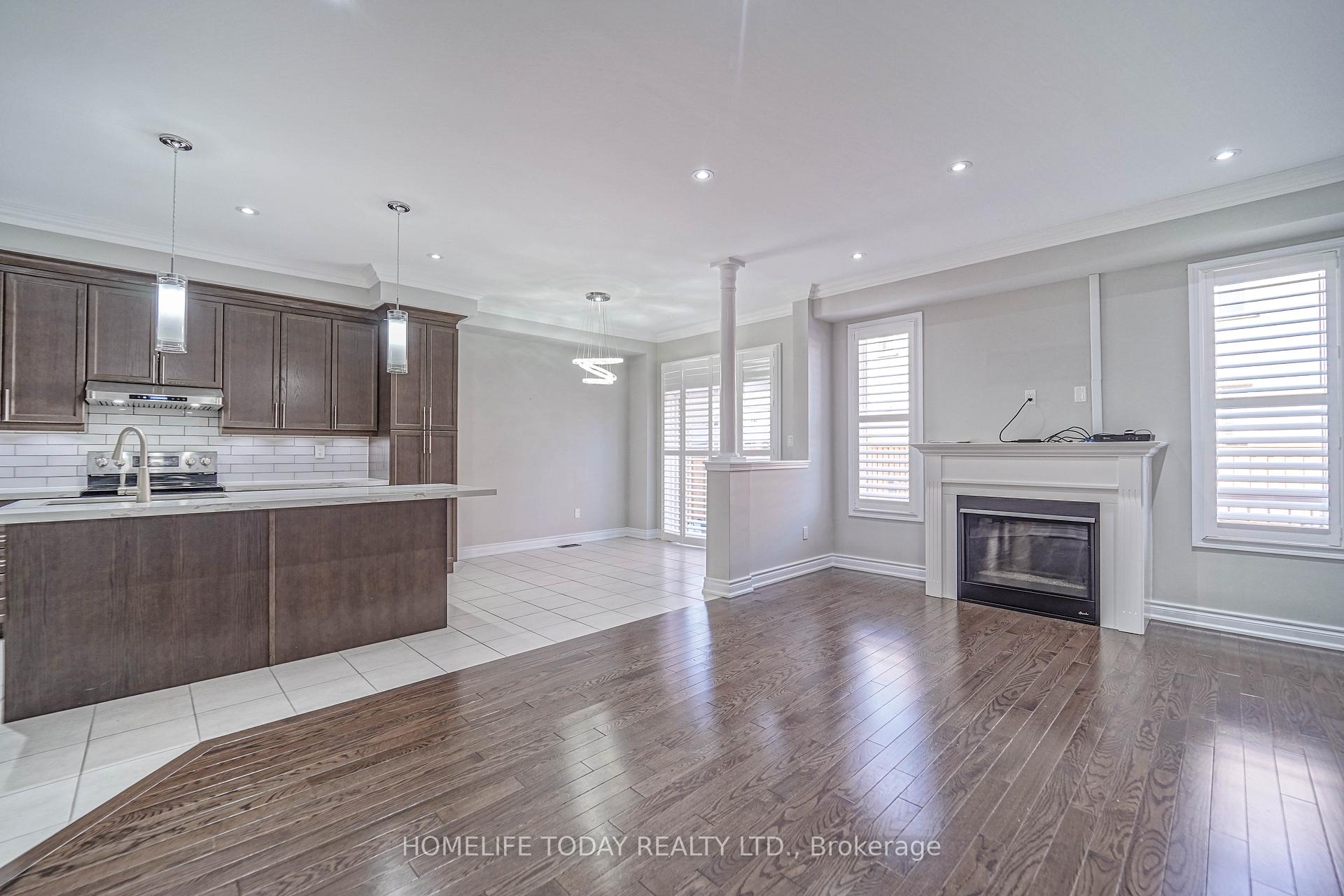 Photo 23 of Unit Upper, 4 Mcclustey Avenue, Ajax, Northeast Ajax — HOMEH