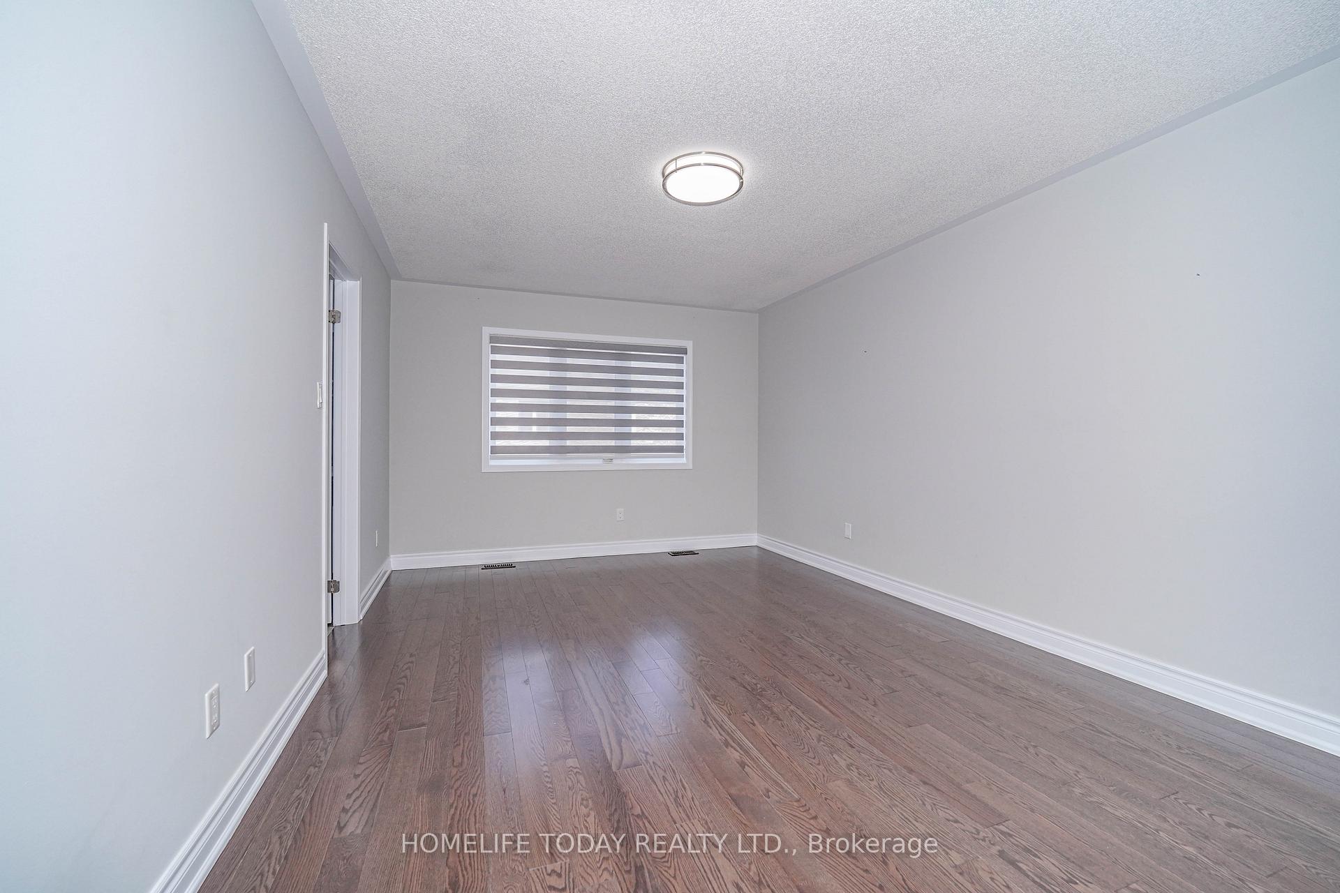 Photo 31 of Unit Upper, 4 Mcclustey Avenue, Ajax, Northeast Ajax — HOMEH