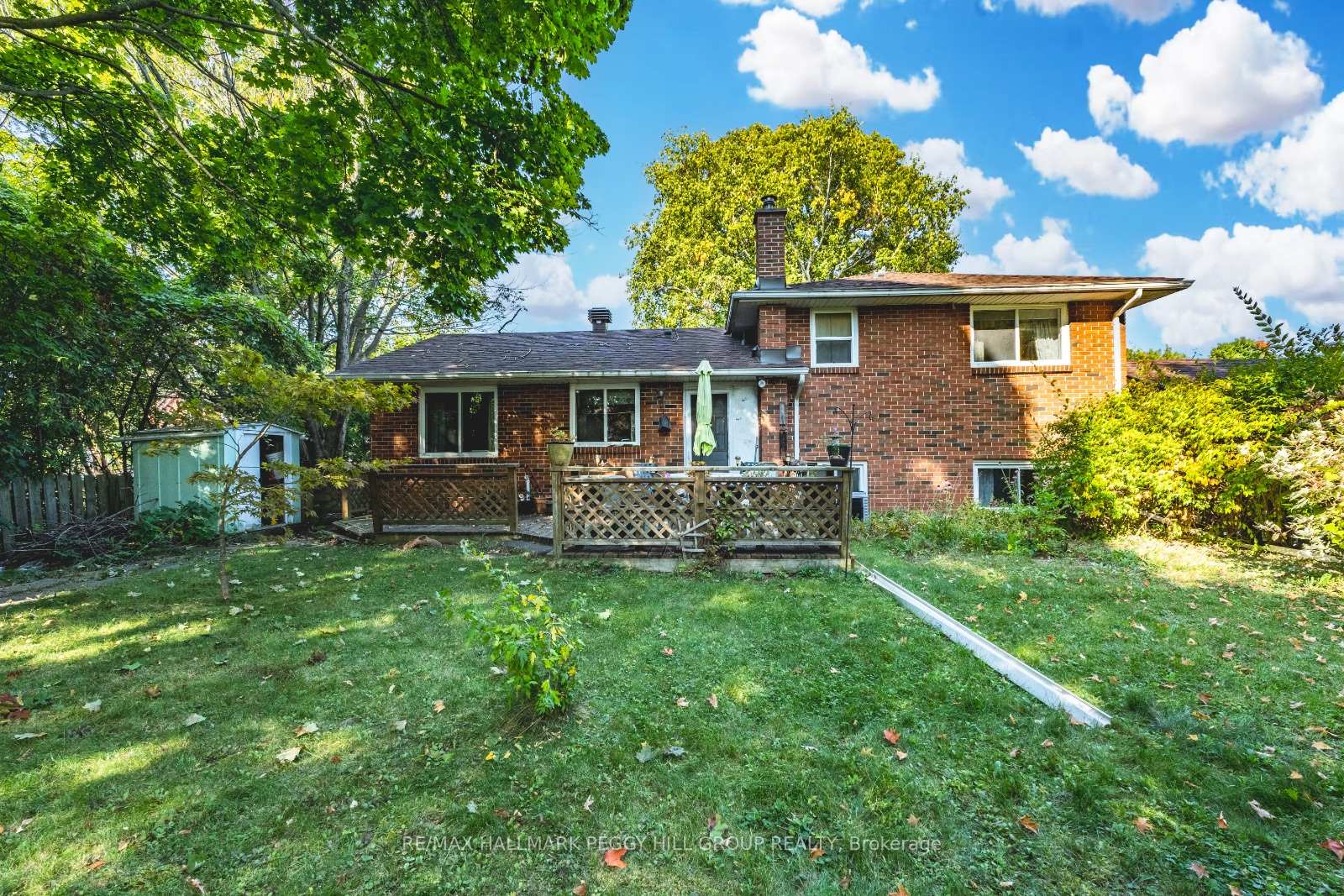 Photo 13 of 293 Duckworth Street, Barrie, Grove East — HOMEH