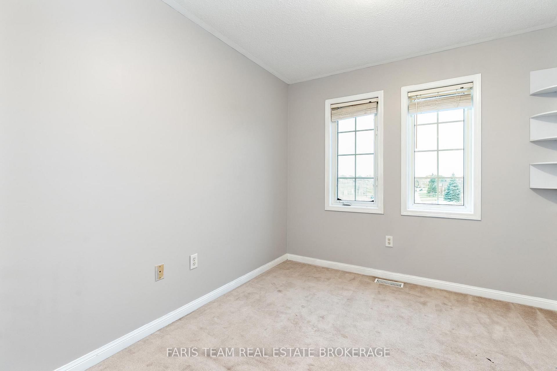 Photo 15 of 69 Pringle Drive, Barrie, Edgehill Drive — HOMEH