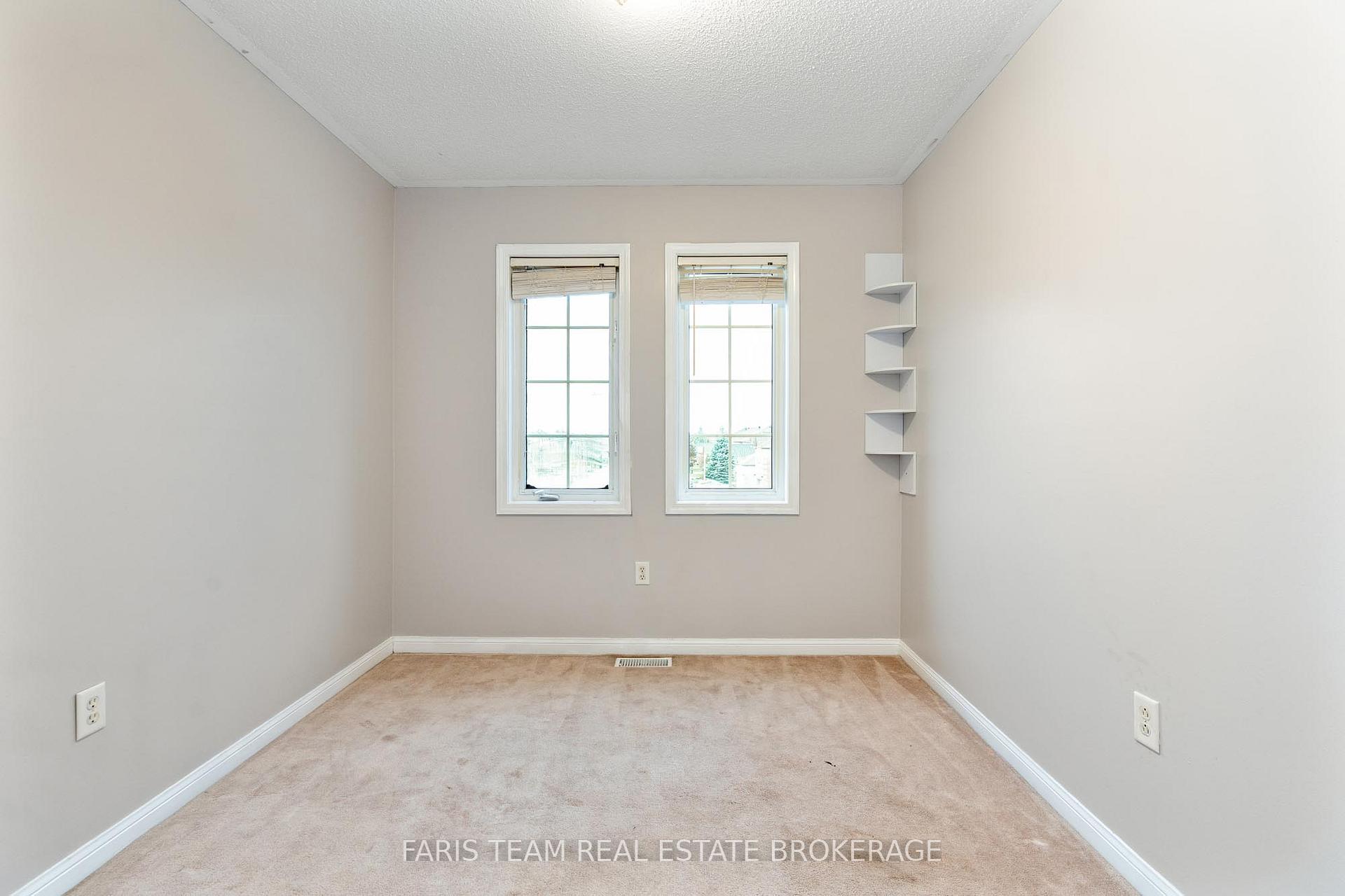 Photo 24 of 69 Pringle Drive, Barrie, Edgehill Drive — HOMEH