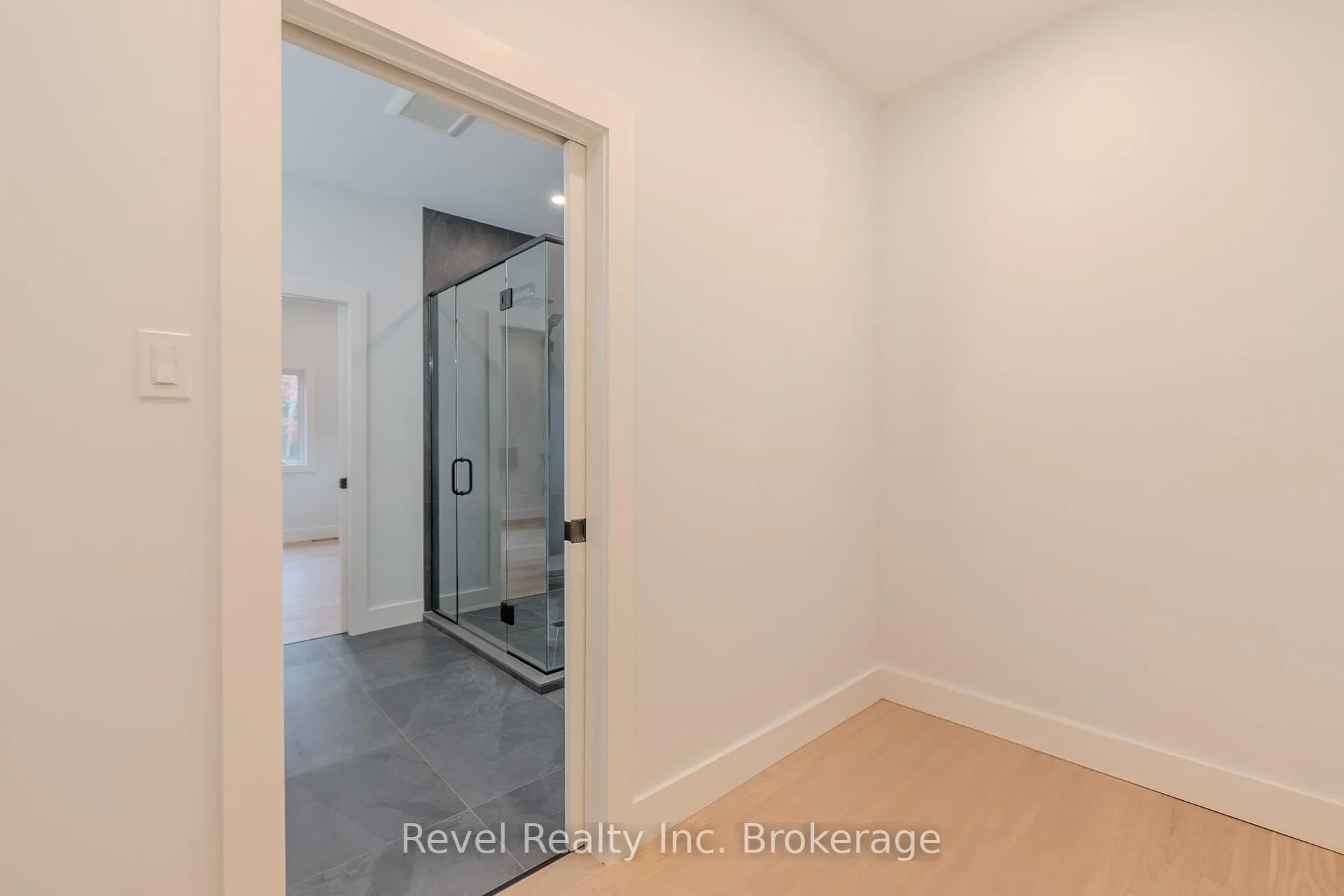 Photo 15 of 52 Laurentian Crescent, Mattawan — HOMEH